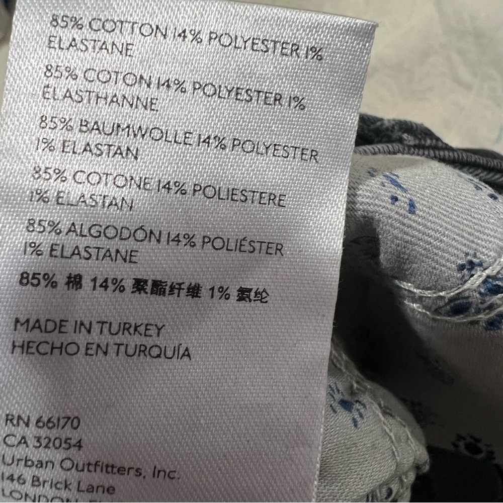 Anthropologie Pilcro Icon Black Flare Jeans size 32 - Picture 10 of 12